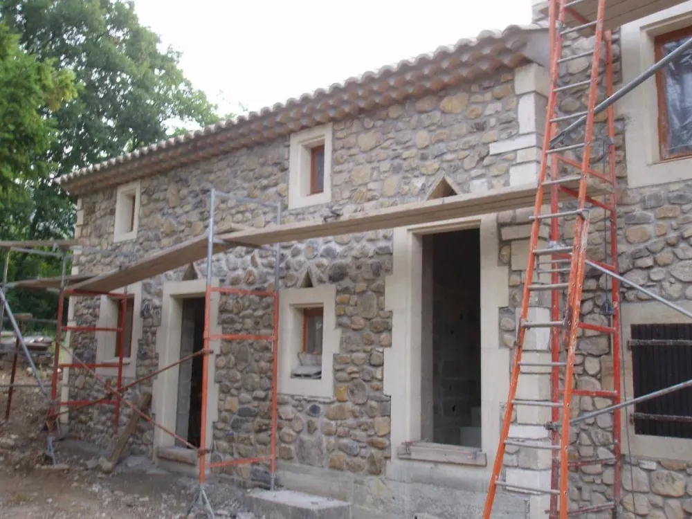 Agrandissement à Salavas